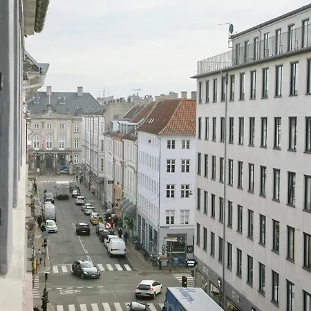 2-bed In Center *